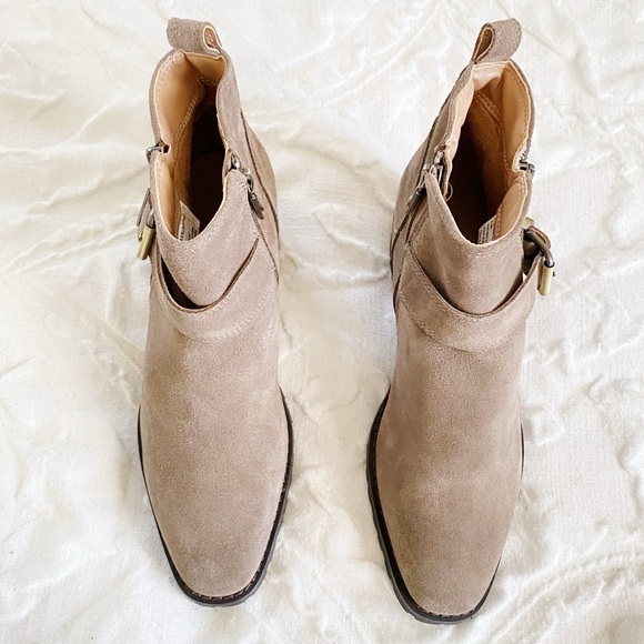Blondo Susan Suede Booties Size 8.5 New - Picture 4 of 6